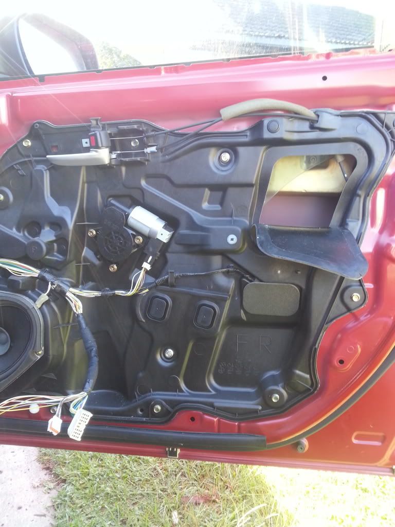 Mazda 3 window popping out of place. Mazda