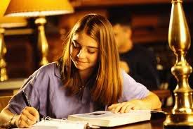 Finding Best Essay Writing Services (c) angelawinstead11 what is the best essay writing service