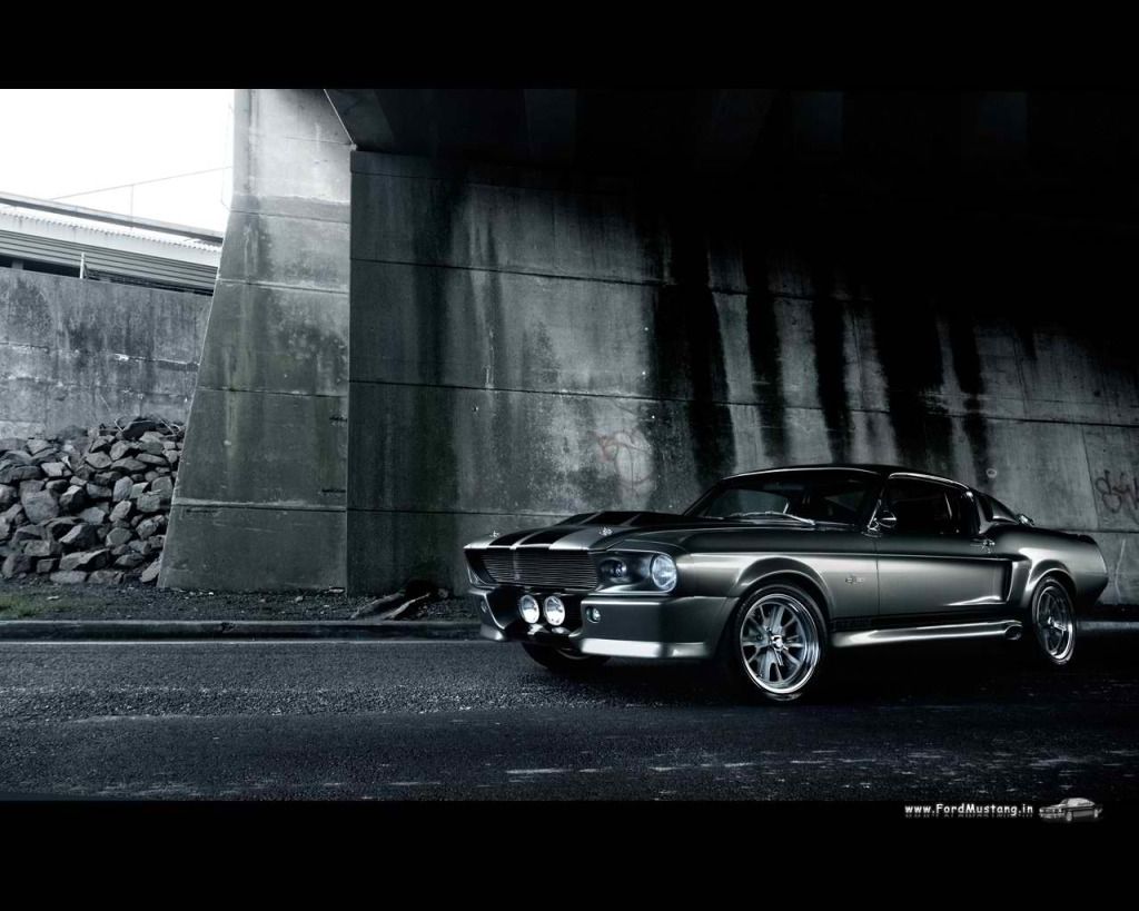 Ford-Mustang-Shelby-GT500-1280x1024-06.jpg